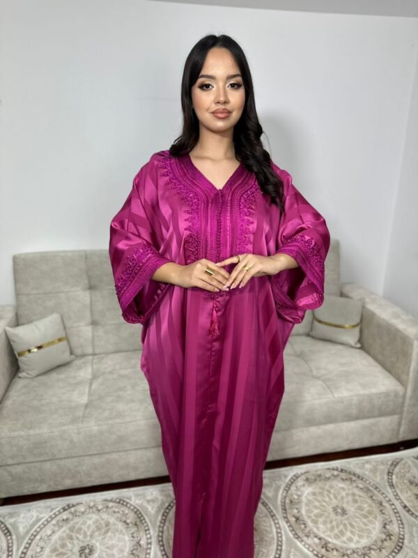 Robe isabella – Image 2